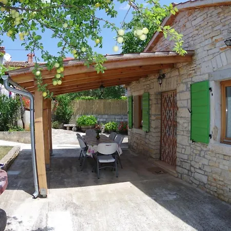 Сasa de vacaciones House Elvis, Sveti Kirin *