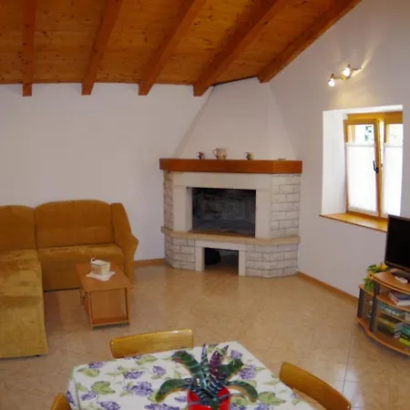 Holiday home House Elvis, Sveti Kirin *